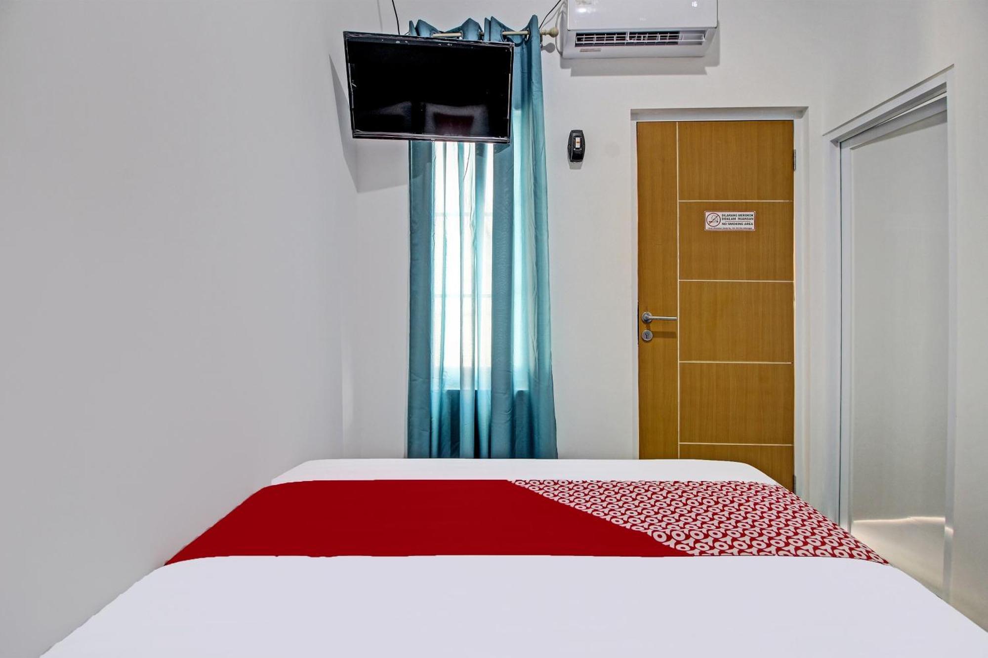 Super Oyo Collection O 92363 Kp Inn Temon Luaran gambar