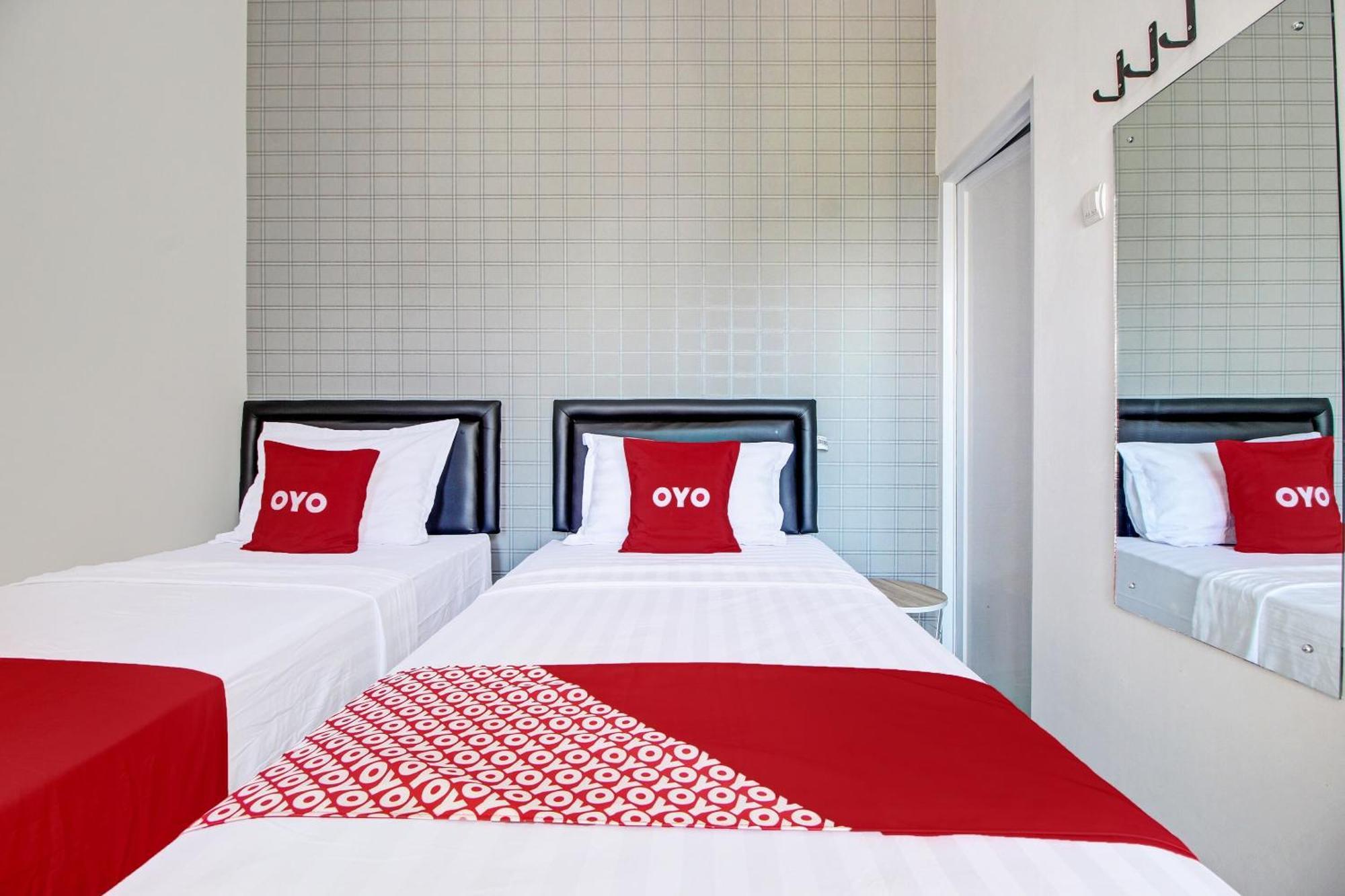 Super Oyo Collection O 92363 Kp Inn Temon Luaran gambar